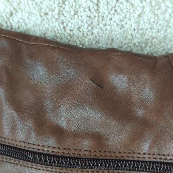 Wide Calf Baretraps Boots - Picture 2 of 4